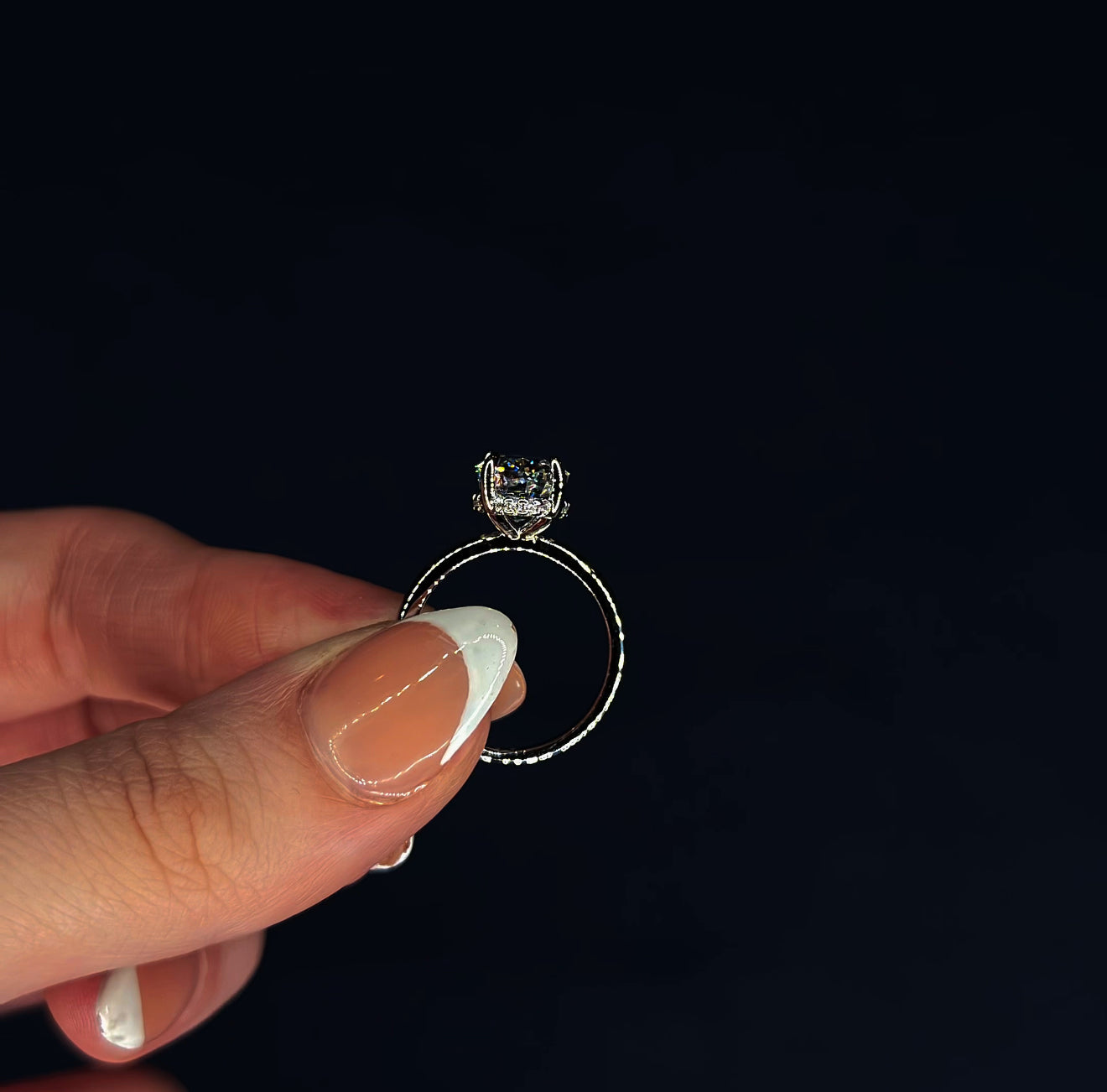 Manhattan - 3 Carat Oval