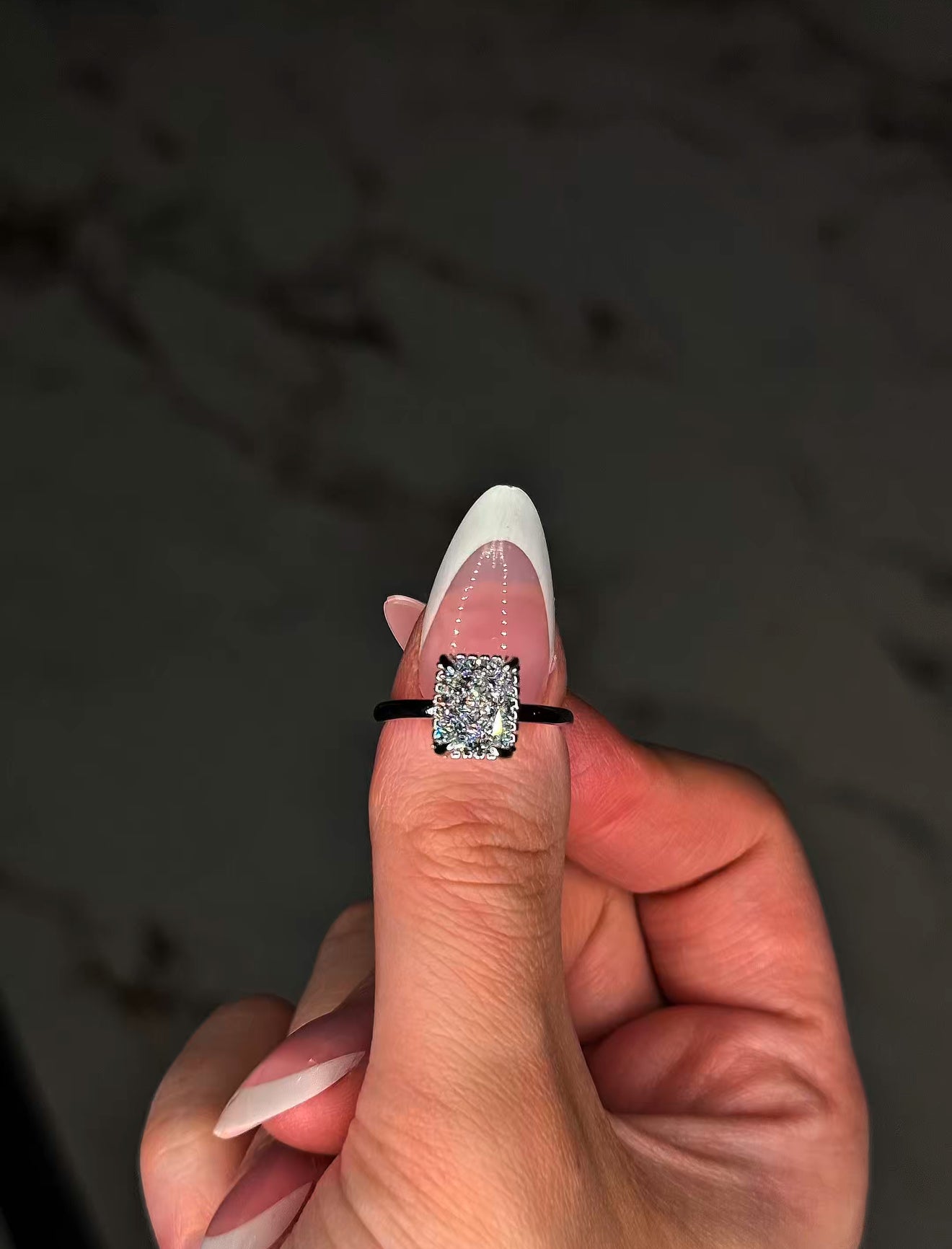 Manhattan - 3 Carat Radiant